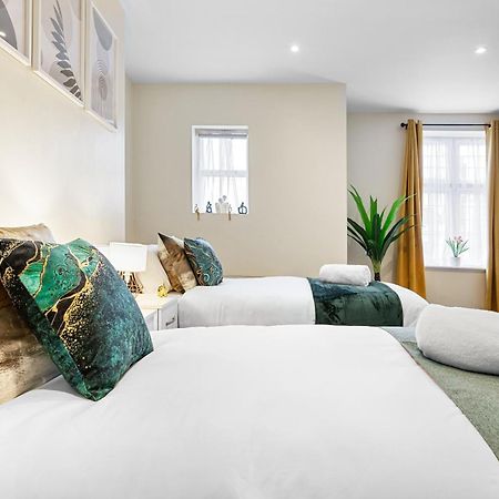 Elegant 2Br London Hideaway- King Bed, Sleeps 6 - Parking- Instant Book- 20 Percent Off Limited Time! Barnet Luaran gambar